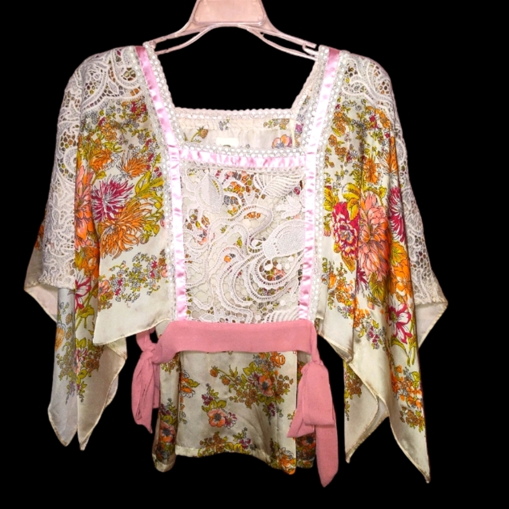Anthropologie Tiny Begonia Blouse